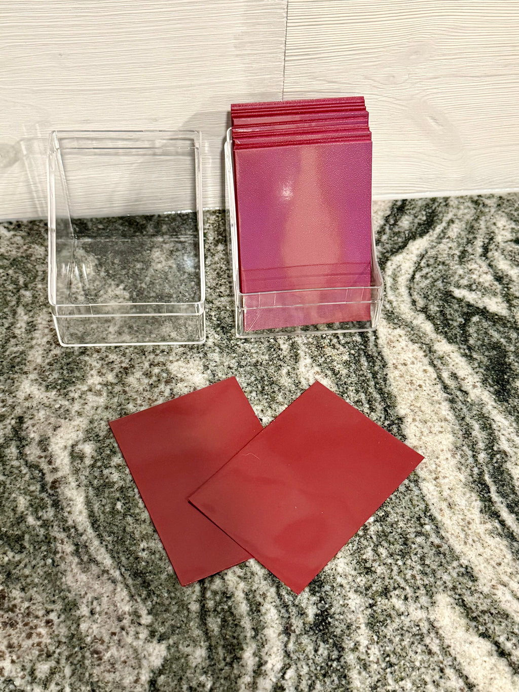 Deck Box with 100 Red Back Card Sleeves
