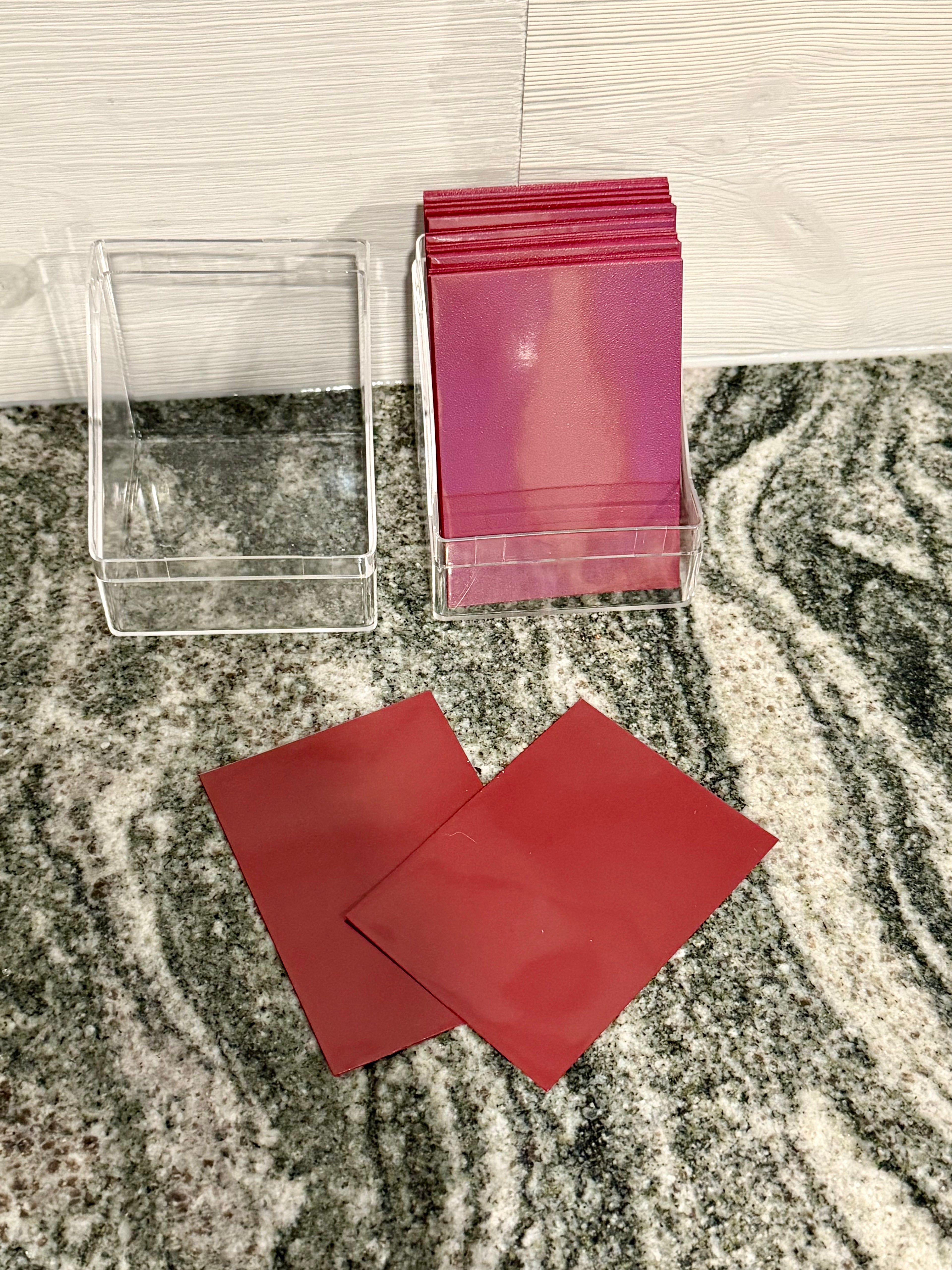 Deck Box with 100 Red Back Card Sleeves