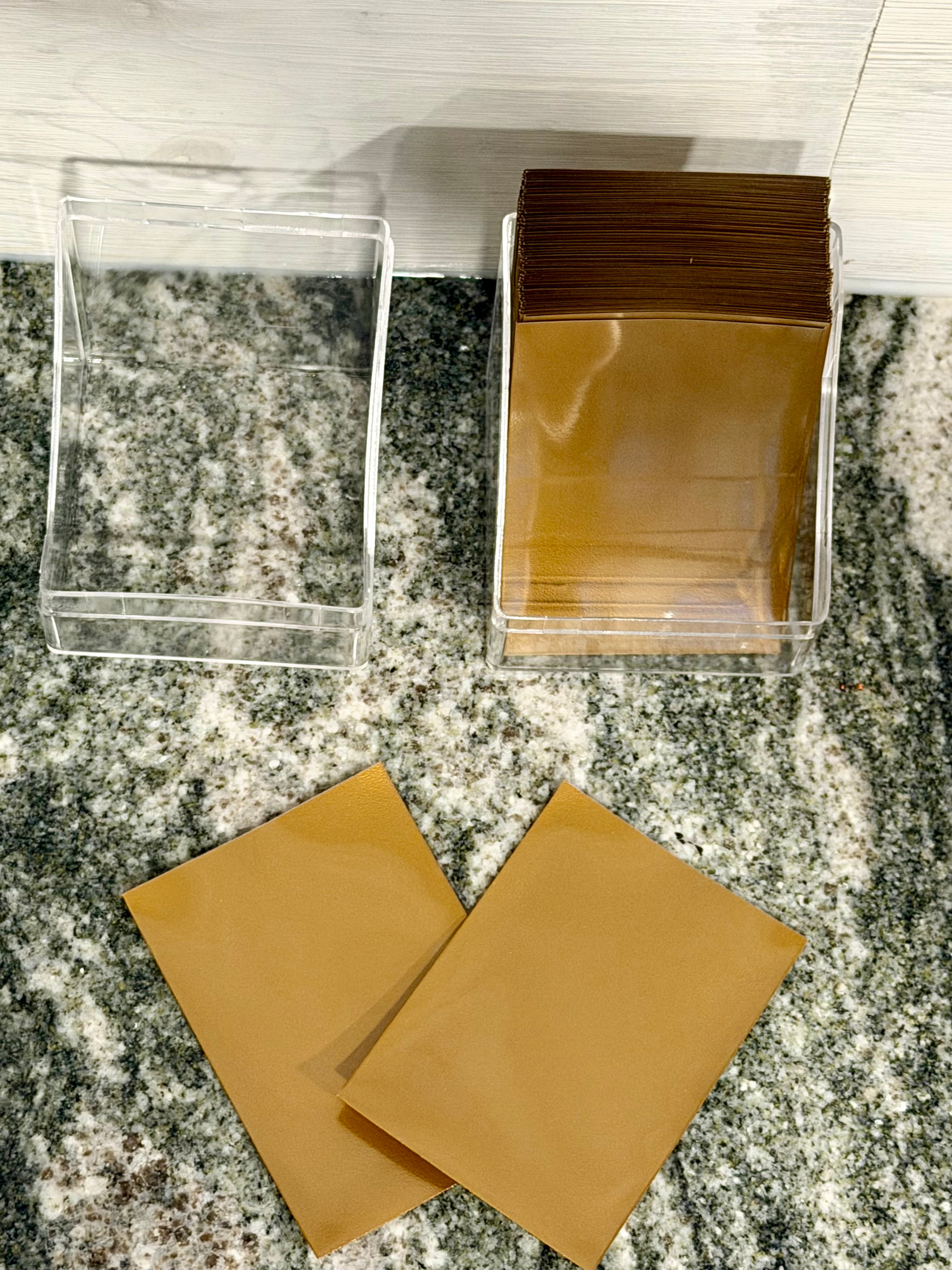 Deck Box with 100 Gold Back Card Sleeves